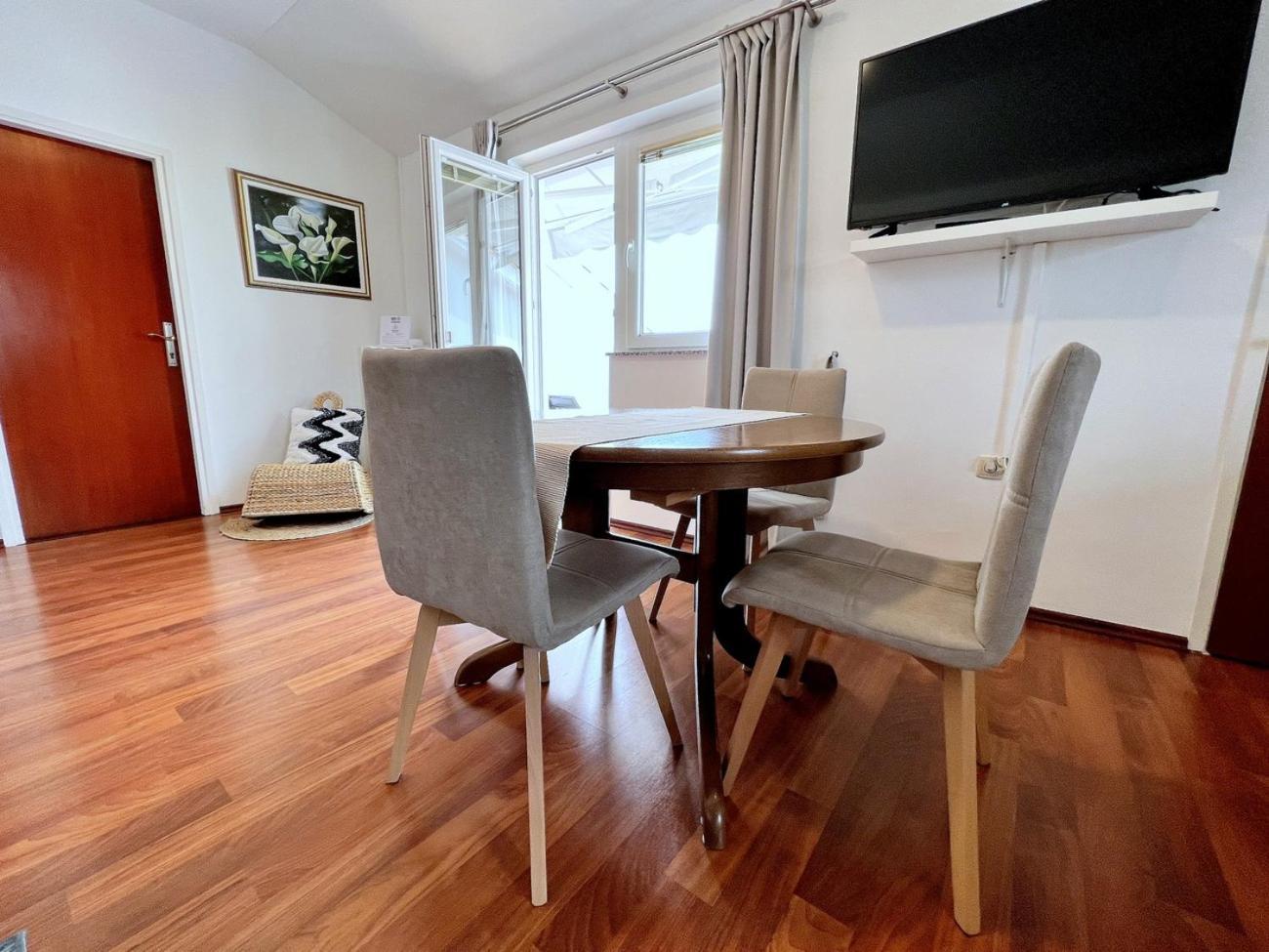 Apartments Muntidor Palit 外观 照片